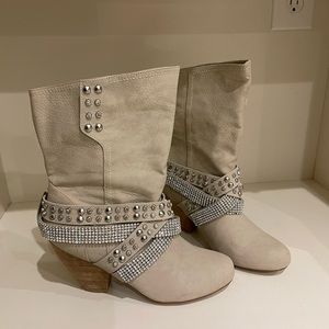 Not Rated Heeled Bootie Size 8